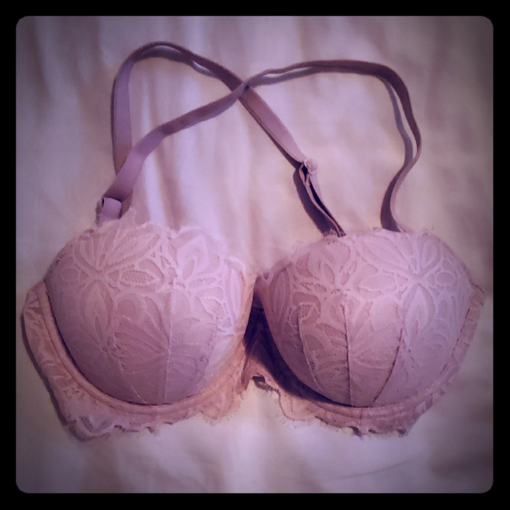 VS pink bra. Brand new without tags.